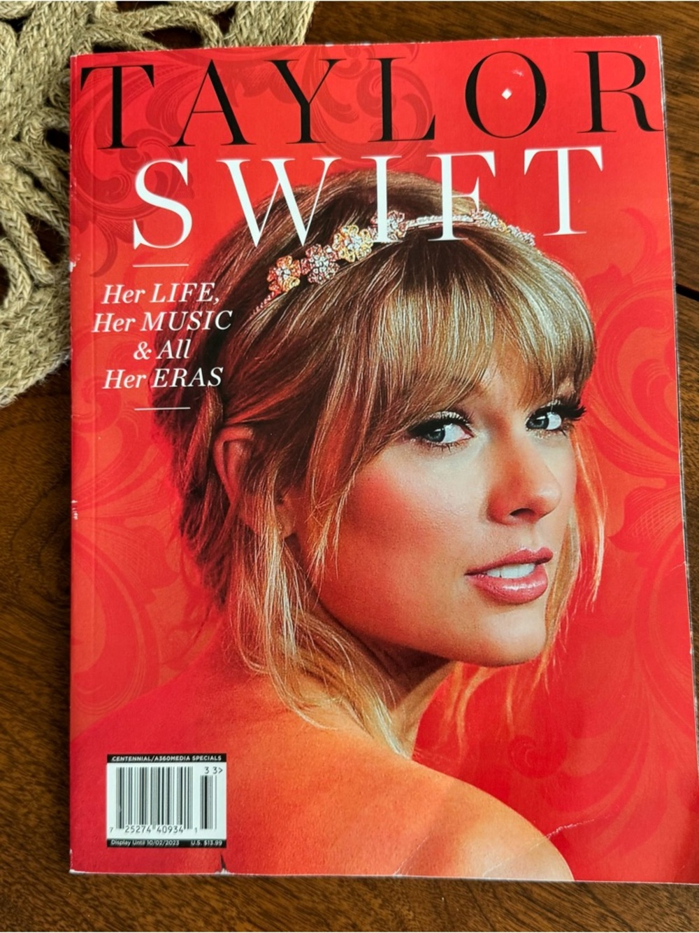 TAYLOR SWIFT Collectors Edition Magazine Her Life Music Eras Beautiful Photos